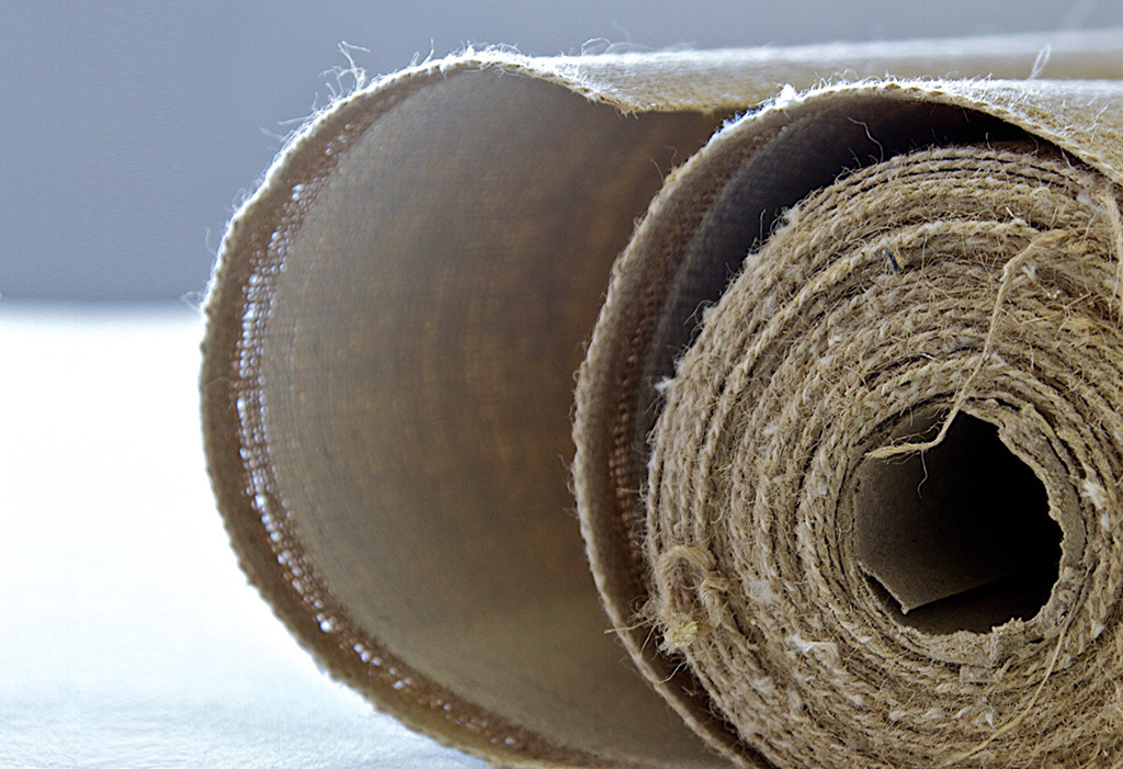 Loose canvas roll